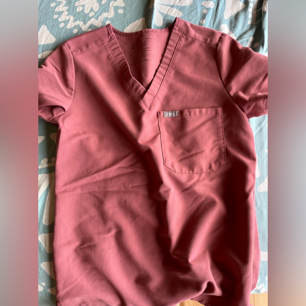 XXS FIGS Catarina Mauve top